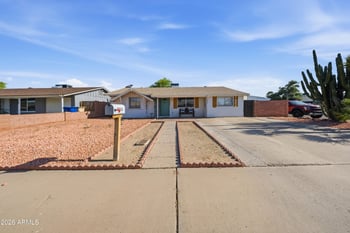 7753 Orange Dr, Glendale, AZ 85303