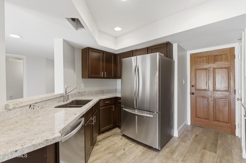 7755 Thomas Rd #11, Scottsdale, AZ 85251