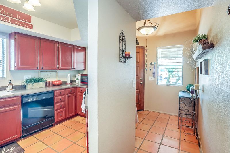 7755 E Thomas Rd #26, Scottsdale, AZ 85251