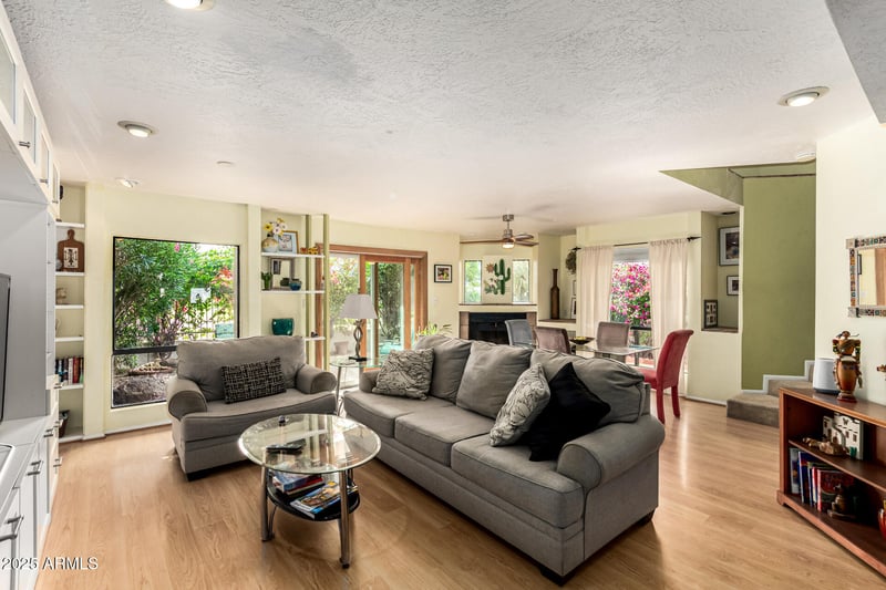 7755 Thomas Rd #17, Scottsdale, AZ 85251