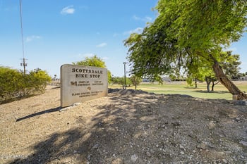 7755 Thomas Rd #21, Scottsdale, AZ 85251