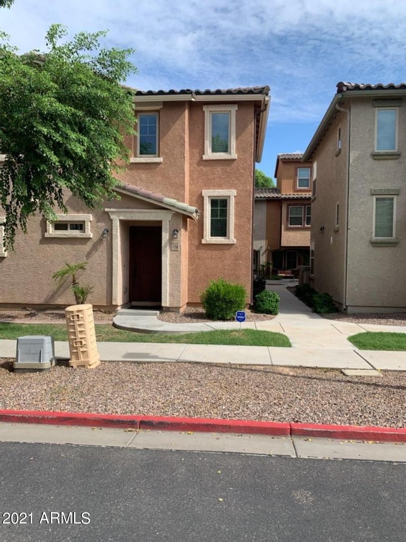 7758 W Pipestone Pl, Phoenix, AZ 85035