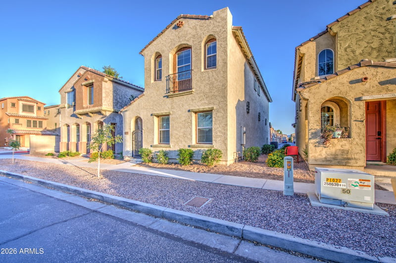7759 Monte Vista Rd, Phoenix, AZ 85035