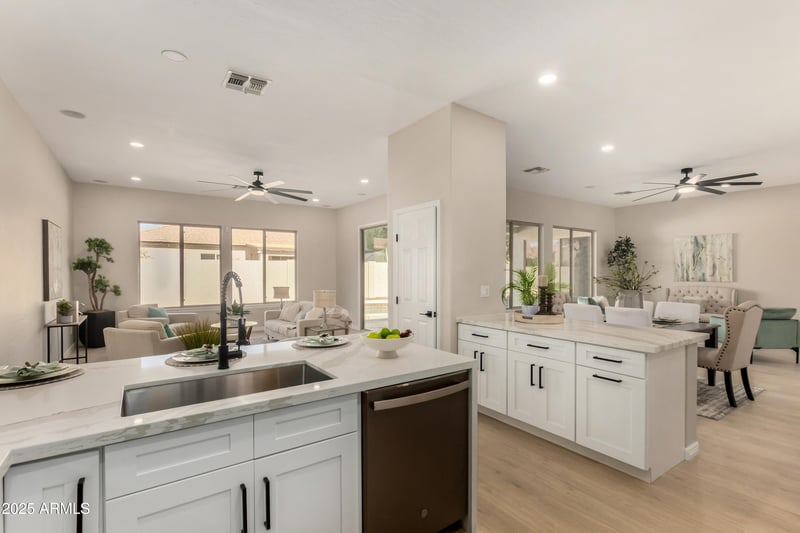 776 Carob Way, Chandler, AZ 85248