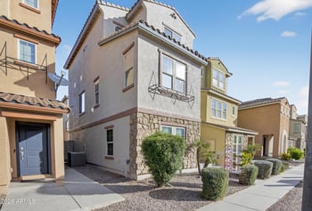 7760 Bonitos Dr, Phoenix, AZ 85035