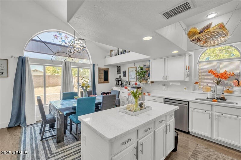 7760 Marlette Ave, Glendale, AZ 85303