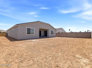 7760 78th Dr, Glendale, AZ 85303