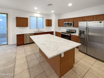 7761 Bonitos Dr, Phoenix, AZ 85035