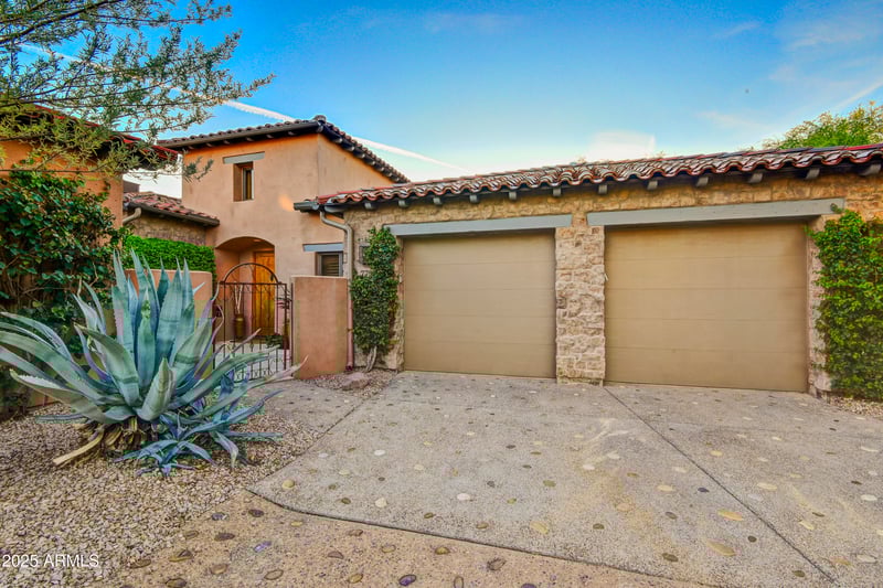 7761 Golden Eagle Cir, Gold Canyon, AZ 85118