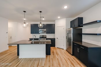 7763 86th Ln, Glendale, AZ 85305