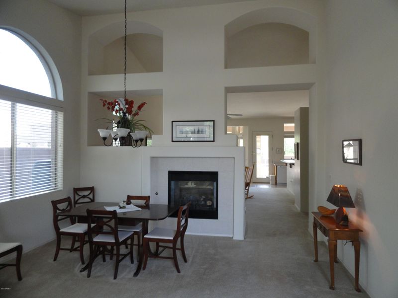 7763 E Sugarloaf Cir, Mesa, AZ 85207