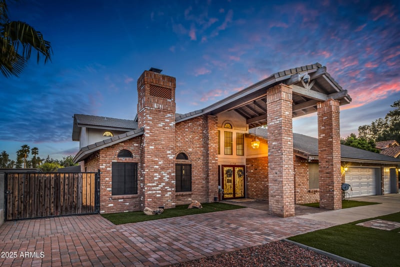 7763 Libby St, Glendale, AZ 85308