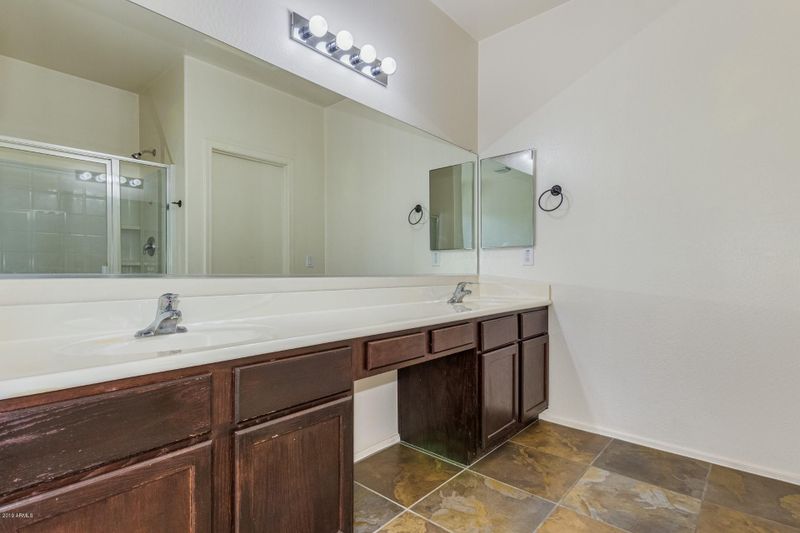 7767 W Monte Vista Rd, Phoenix, AZ 85035