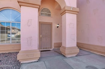 7767 W Sierra Vista Dr, Glendale, AZ 85303
