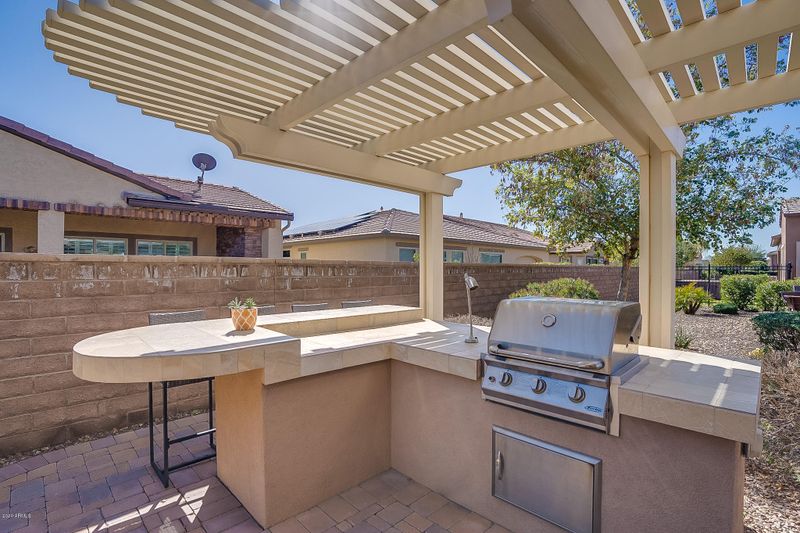 777 E Harmony Way, Queen Creek, AZ 85140