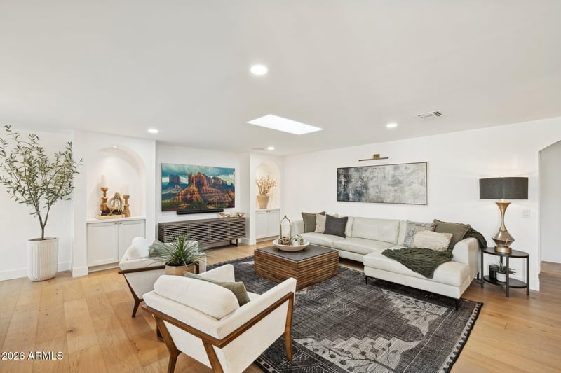 7770 Camelback Rd #10, Scottsdale, AZ 85251