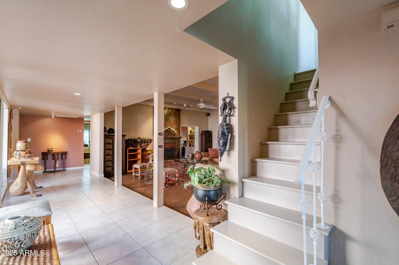 7770 Camelback Rd #19, Scottsdale, AZ 85251