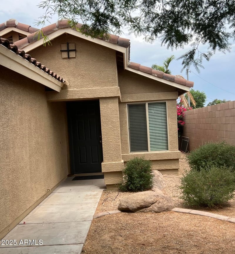 7771 58th Ln, Glendale, AZ 85301