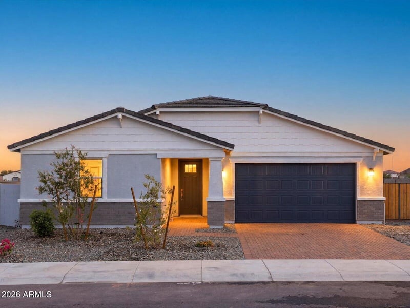 7774 Hayward Ave, Glendale, AZ 85303