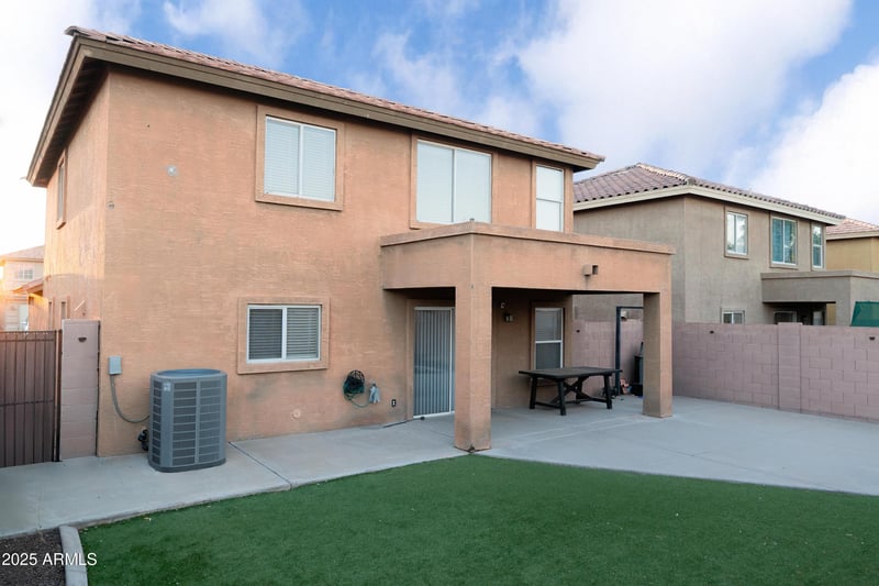 7775 58th Dr, Glendale, AZ 85301