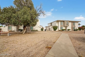 7775 Glenn Dr, Glendale, AZ 85303