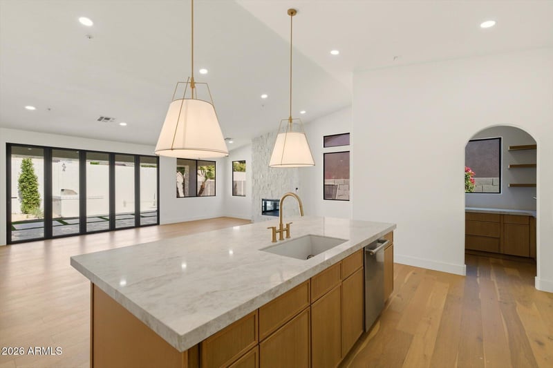 7776 Sands Dr, Scottsdale, AZ 85255