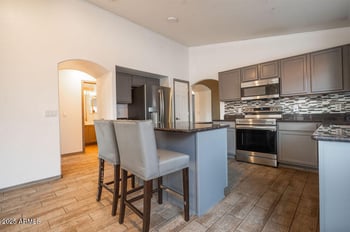 7780 57th Dr, Glendale, AZ 85301
