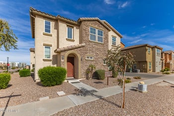 7782 Pipestone Pl, Phoenix, AZ 85035
