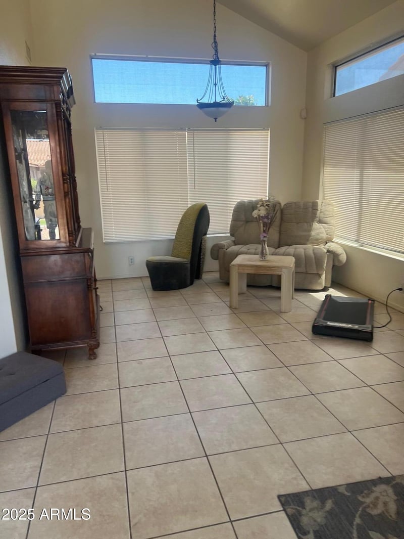 7784 Sierra Vista Dr, Glendale, AZ 85303