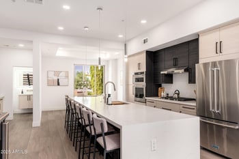 7788 Main St #1002, Scottsdale, AZ 85251