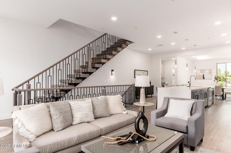 7788 Main St #1017, Scottsdale, AZ 85251