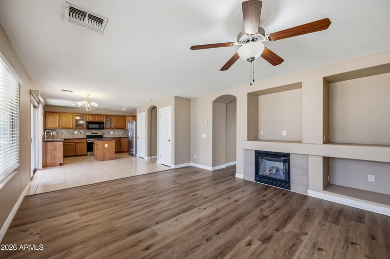 779 Bradstock Way, San Tan Valley, AZ 85140