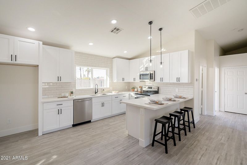 780 E Flint St, Chandler, AZ 85225