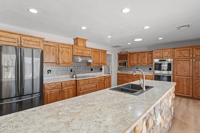 780 Saguaro Dr, Wickenburg, AZ 85390