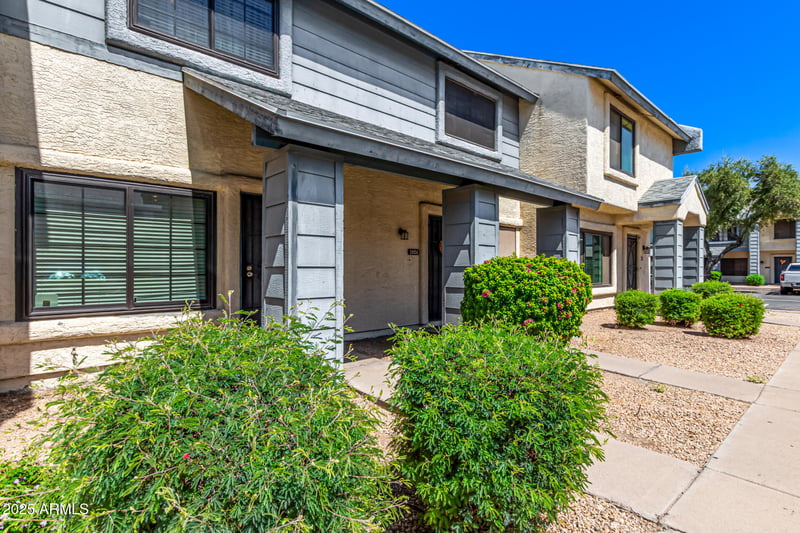 7801 44th Dr #1025, Glendale, AZ 85301