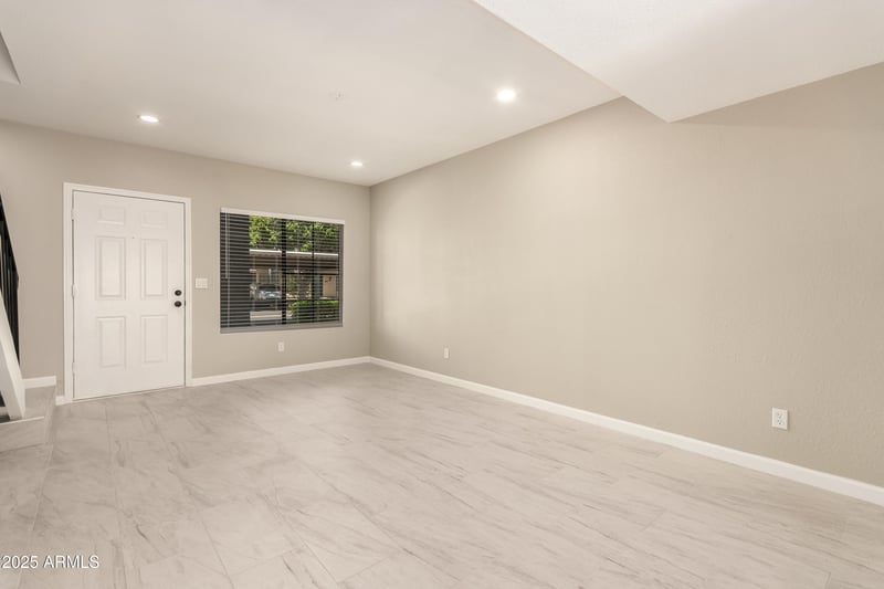 7801 44th Dr #1048, Glendale, AZ 85301