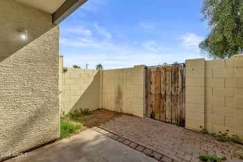 7801 44th Dr #1075, Glendale, AZ 85301