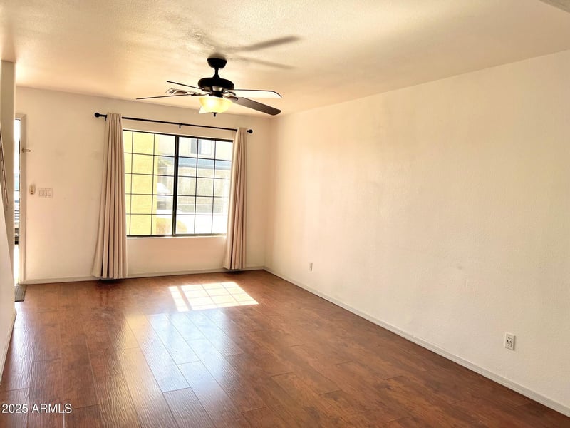 7801 44th Dr #1180, Glendale, AZ 85301