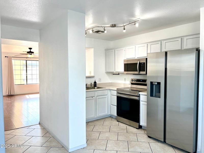 7801 44th Dr #1180, Glendale, AZ 85301