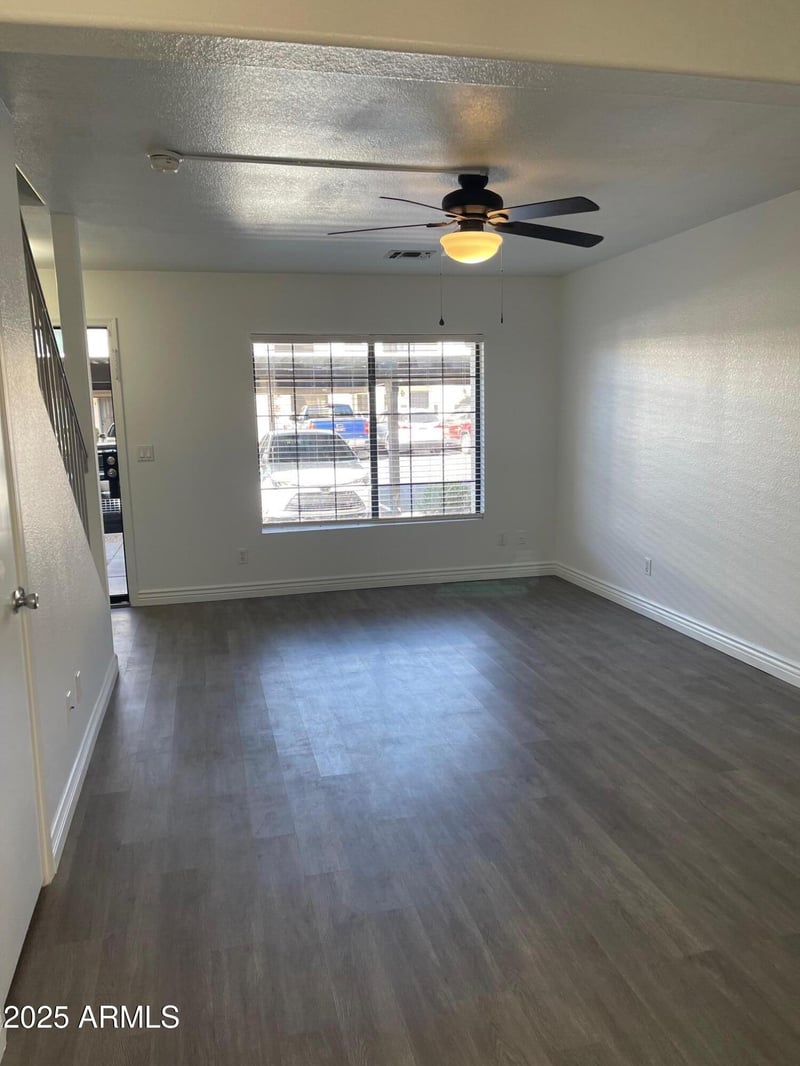 7801 44th Dr #1183, Glendale, AZ 85301