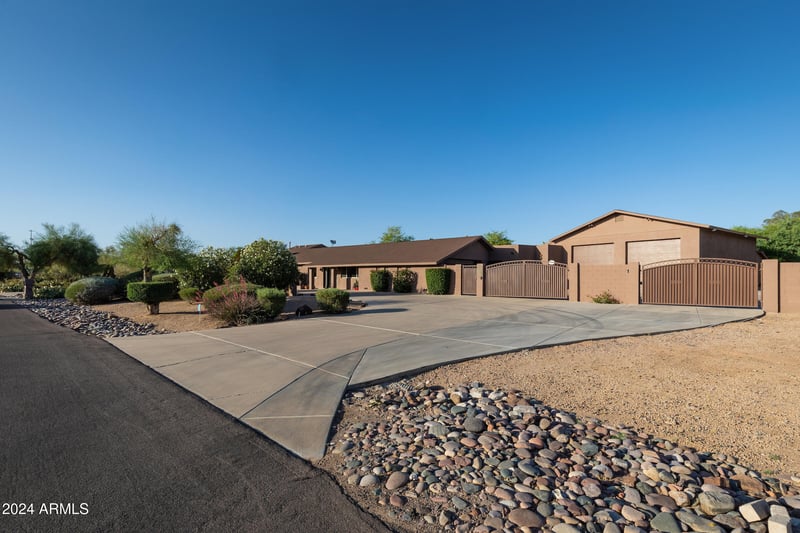 7801 Davenport Dr, Scottsdale, AZ 85260