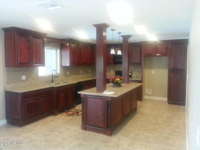 7801 N 37th Ave, Phoenix, AZ 85051
