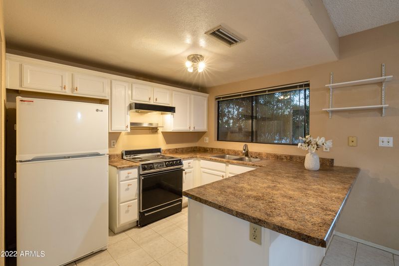 7801 N 44th Dr #1006, Glendale, AZ 85301