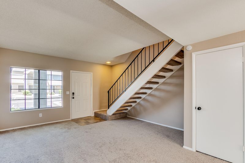 7801 N 44th Dr #1035, Glendale, AZ 85301