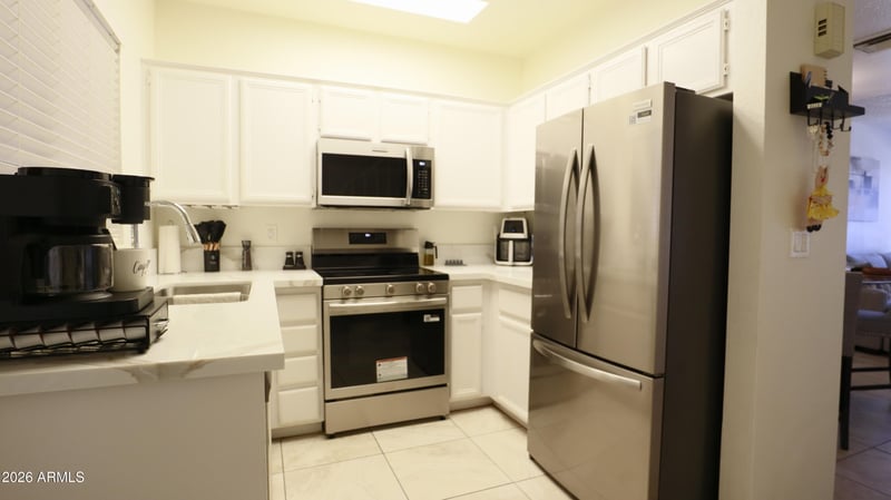 7801 N 44th Dr #1142, Glendale, AZ 85301