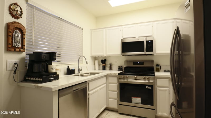 7801 N 44th Dr #1142, Glendale, AZ 85301