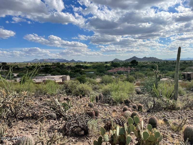 7802 E Stagecoach Pass -- #152, Carefree, AZ 85377