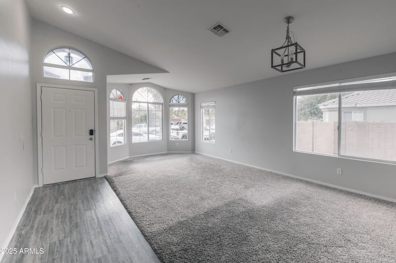 7802 Myrtle Ave, Glendale, AZ 85303