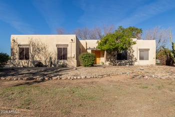 7802 W Orangewood Ave, Glendale, AZ 85303