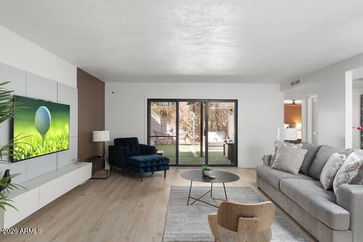 7803 E Mackenzie Dr, Scottsdale, AZ 85251